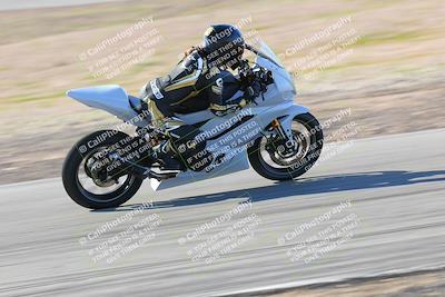 media/Feb-05-2023-Classic Track Day (Sun) [[c35aca4a42]]/Group 2/session 4 turn 4/